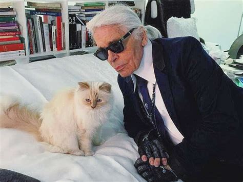 Jared Leto Steals The Met Gala Dressed As Karl Lagerfelds Cat Oyeyeah