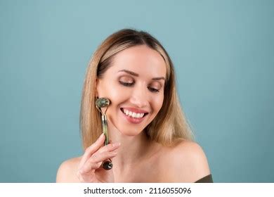 783 Nude Woman Instruments Images Stock Photos Vectors Shutterstock