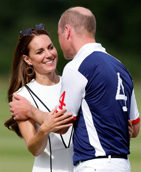 Prince William Kisses Kate Middleton in Valentine's Day Photo | Closer