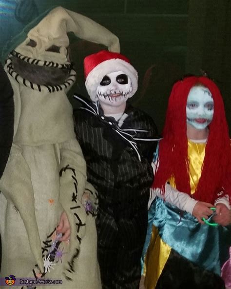 The Nightmare Before Christmas Family Halloween Costume - Photo 3/5