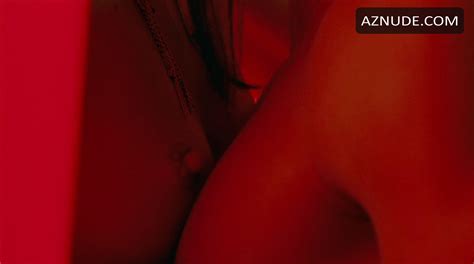 KELLY GOUGH Nude AZNude