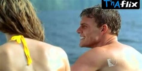 Erica Durance Bikini Scene In Smallville Tnaflix
