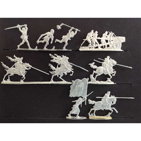 Plats d étain moyen âge 30mm Maquettes et Figurines