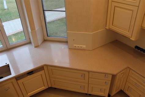 Кухонная столешница+стеновая панель из искусственного (акрилового ...