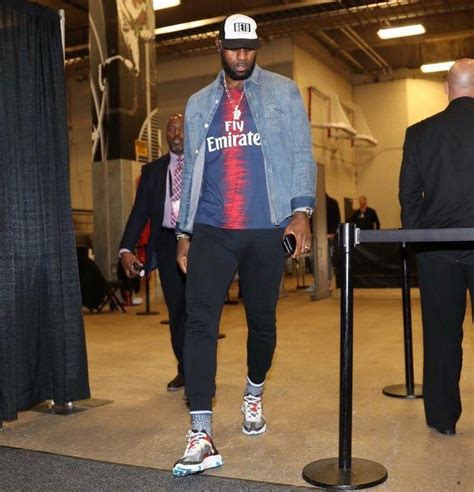 Lebron James In The Nike React Element 87 Mensfashionsneakers