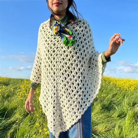 1970s Crochet Hooded Poncho Gem