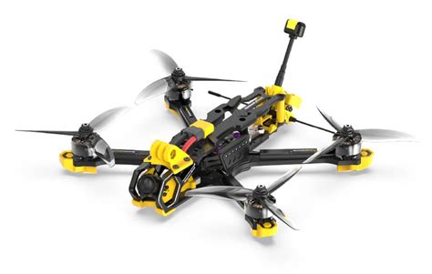 TOP-7 FPV дронов для фристайла и съёмки