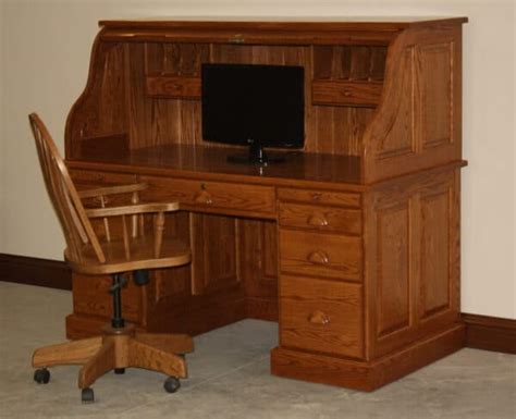 Roll Top Desk - Topnotch Furniture