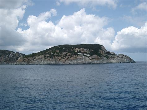 isola  gavi wikipedia