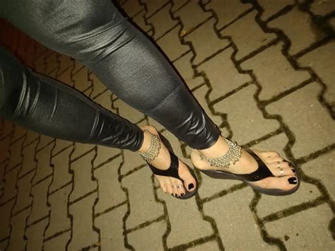 Sexy Feet And Latex Flip Flops Nude Pics XHamster