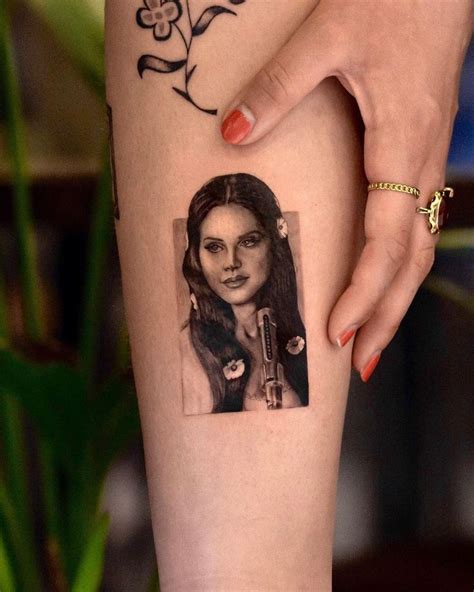 Lana Del Rey Tattoos