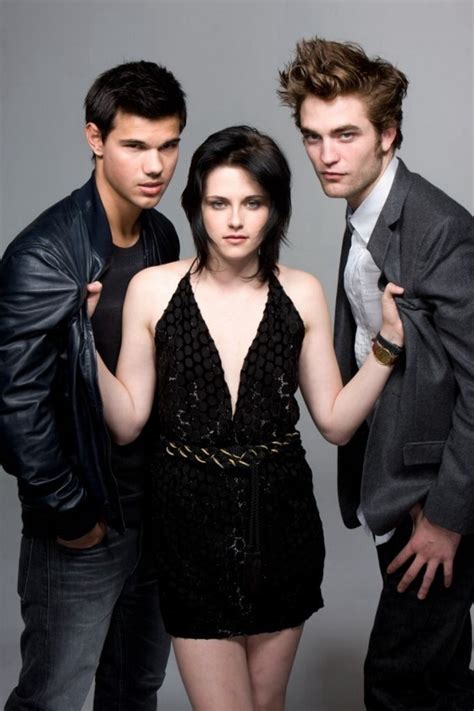 Taylor Lautner, Kristen Stewart And Robert Pattinson Entertainment ...