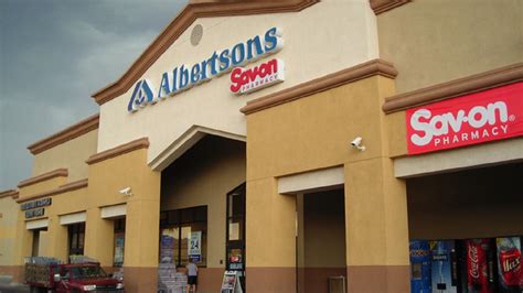 Albertsons cuts carbon emissions by 21% between 2019 and 2022