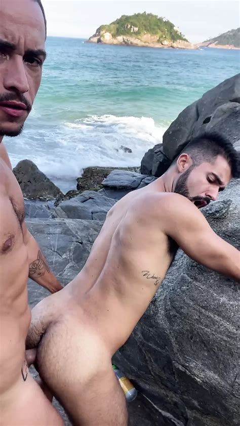 Vidéos porno gratuites Drague Gay Sur La Plage xHamster