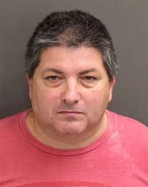 Registered Sex Offender Dressing As Santa For Hire For Years Arrested Mirror Online