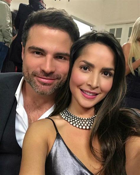Carmen Villalobos 2021 : Carmen Villalobos En Vivo Detalles Cafe Con