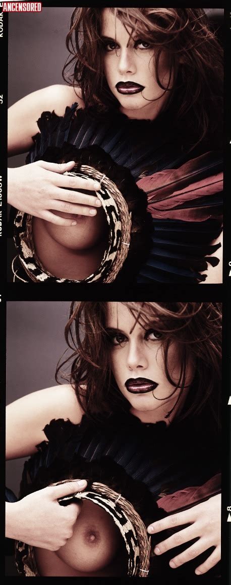 Naked Alinne Moraes Added By Lobezno