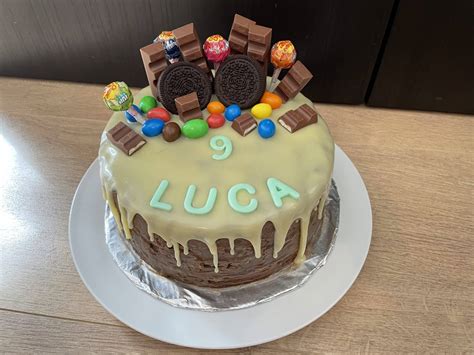 Naked Drip Cake Mycake Academy