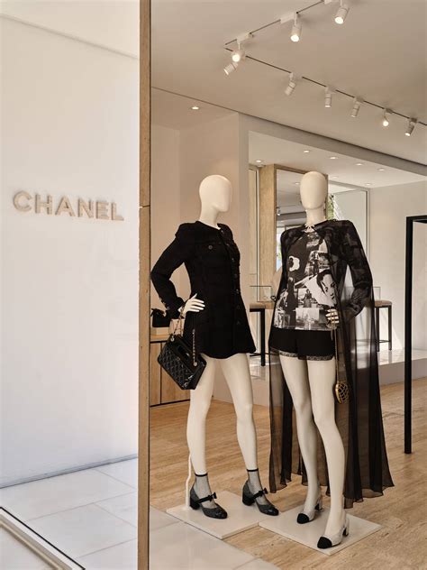 Chanel Reopens the Doors of Its Seasonal Boutiques | The Impression