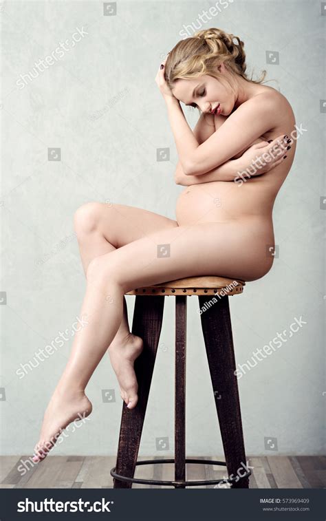 Closeup Beautiful Pregnant Nude Lady Elegant Stock Photo 573969409 Shutterstock