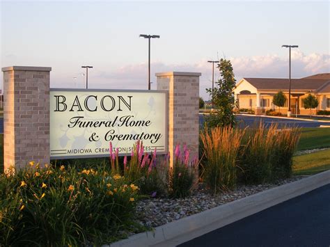 Funeral Planning and Memorials at Bacon Funeral Home