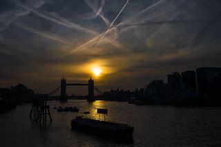 What Time is Sunrise and Sunset in London, United Kingdom?