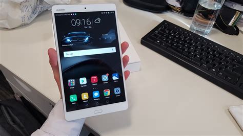 IFA 2016 Huawei MediaPad M3 Hands On Review