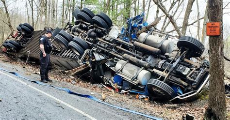 Person Killed In Tractor Trailer Crash In Schuylkill County Poconos