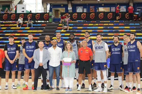 INSTITUCIONAL | Presentación Oficial del España vs Argentina sobre la