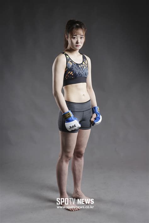 Ufc 진출 앞둔 김지연 향한 메시지19살 타격가의 겁 없는 도전