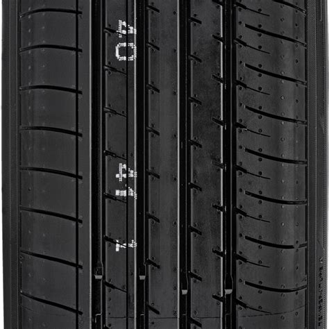 Buy Yokohama BluEarth-XT AE61 Tyres | Free Delivery | Oponeo.co.uk