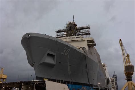 Ingalls Wins 9 6B In Shipbuilding Contracts For 4 Amphibious Warships