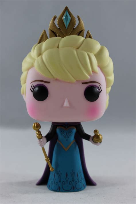 Funko POP Coronation Elsa Hot Topic Exclusive
