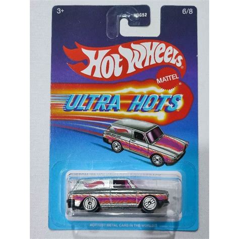 Hot Wheels Ultra Hots Custom 69 Volkswagen Squareback Zamac Very Minor Softcorners Card
