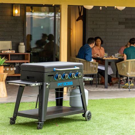 Pit Boss Ultimate Griddle 4 Burner Gas Bbq A Bell Bbqs And Smokers