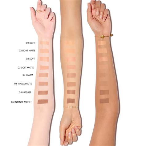 Dior Forever Nude Bronze Powder Bronzer Cu Aspect Natural Si Finisaj Mat DIOR SEPHORA