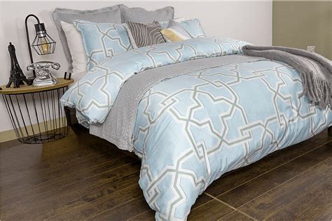 Wyken Bedding By Alamode Heirloom Linens Canadian Bedding In