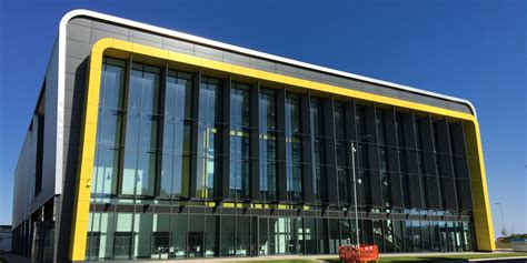 cranfield university admission  rankings fees acceptance rate