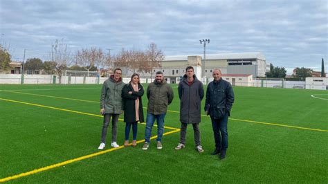 El Verger estrena el nuevo césped artificial del campo de fútbol municipal