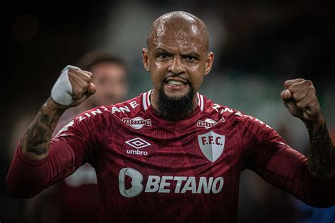 Felipe Melo critica lutador mexicano que fez ameaça a Messi