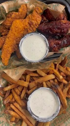 Wingstop I Got Hot Honey Rub Tenders I Also Tried A New Flavor Spicy Korean Q Wingstop Chi