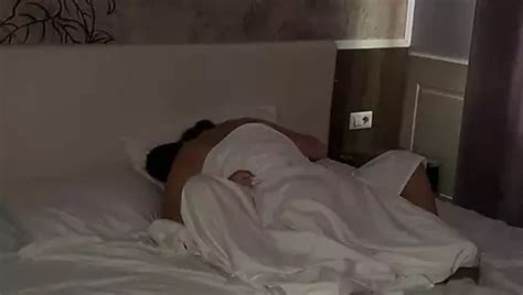 Untreue Ehefrau Betr Gt Ihren Ehemann Mit Seinem Besten Freund Tabu Sex Xhamster