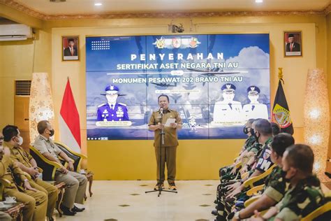 Penyerahan Sertifikat Tanah Negara Milik Tni Au Lanud Abdulrachman