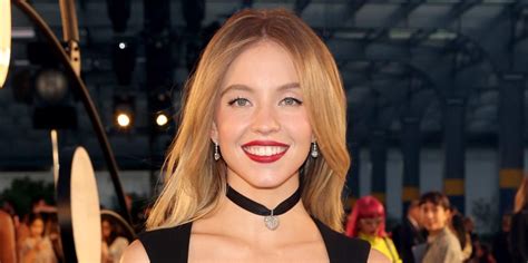 Sydney Sweeney S Beyond Sculpted Booty In This Bikini Pic Is Legit