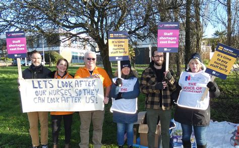 Nurses are striking over the current salary for a midwife uk 31