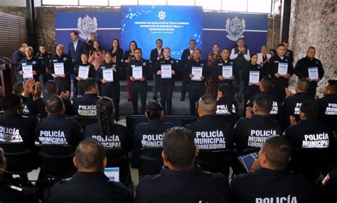 Se Graduaron Polic As Municipales De Corregidora Como Tsu En Sp