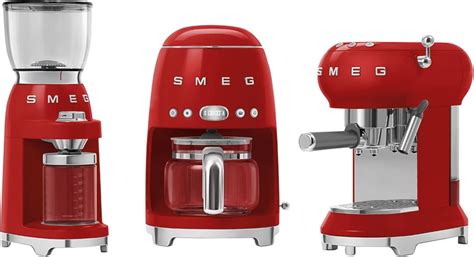 Кофемолка SMEG CGF01RDEU - купить онлайн!
