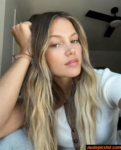 Olivia Holt Nude Photos And Porn Scenes NudePicsHD