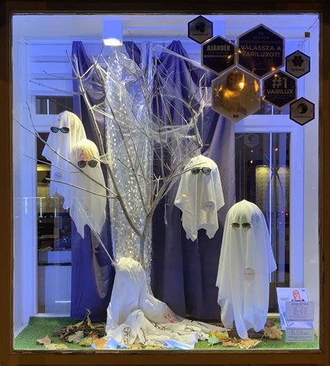 Pin by Carolyn Bachmann Jewell on Store Display in 2023 | Halloween ...