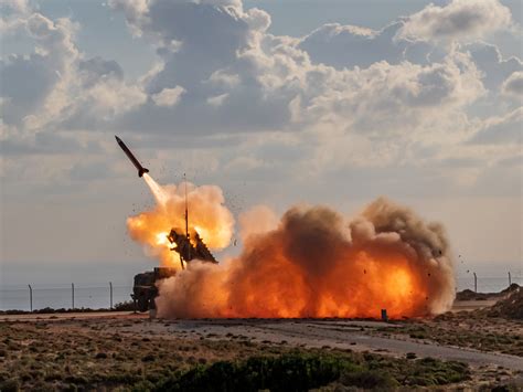 Poland Wants Germany to Deploy Patriot Missile System by Ukraine Border ...